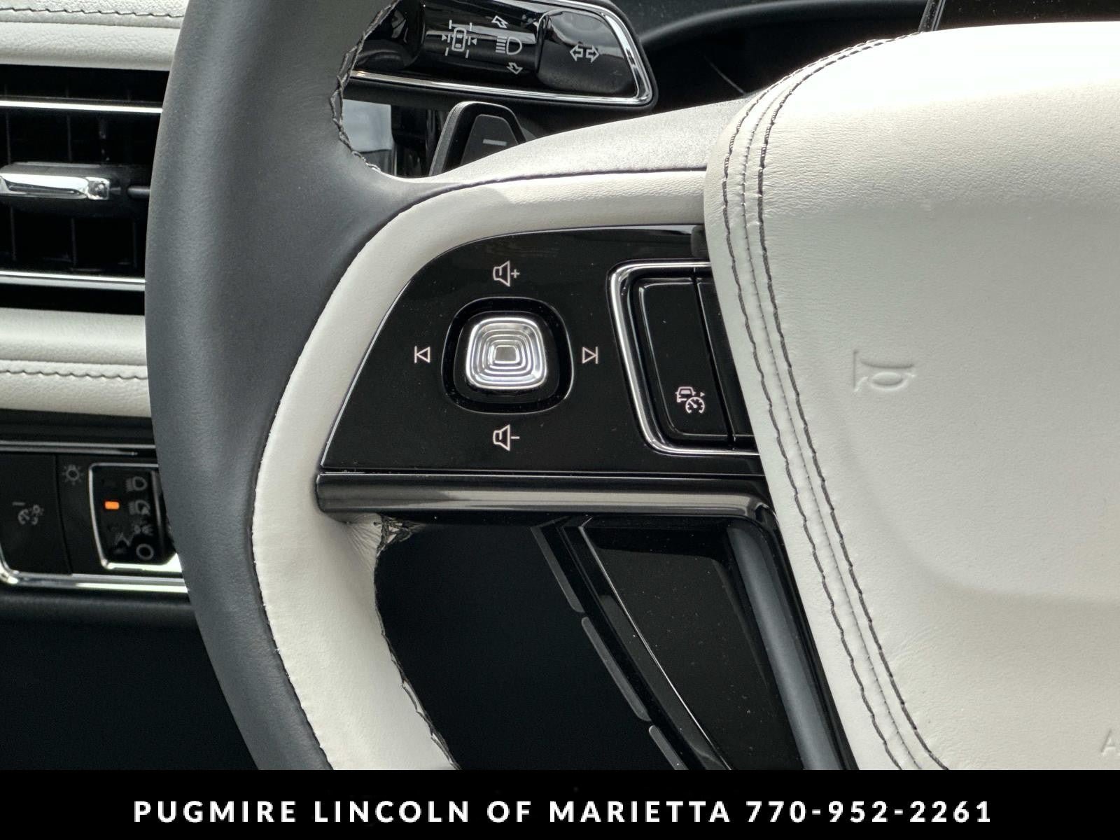 New 2026 Lincoln Aviator Reserve w/ Luxury Package RWD image 25