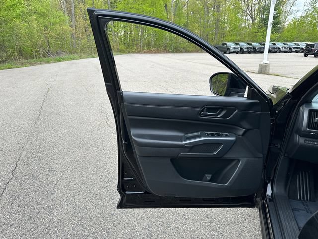 Used 2023 Nissan Pathfinder Rock Creek AWD/4WD image 29