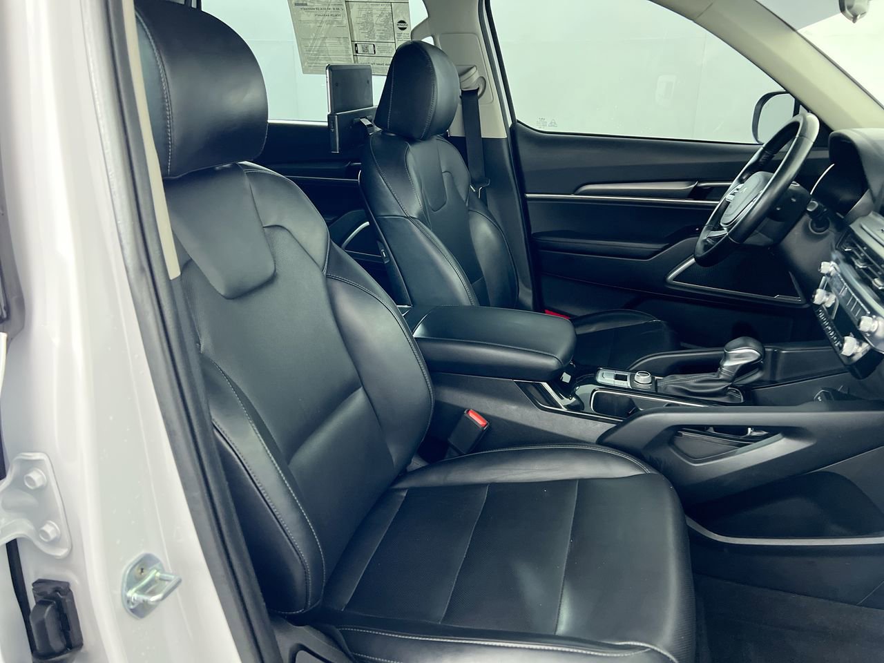 Used 2022 Kia Telluride LX AWD/4WD image 27