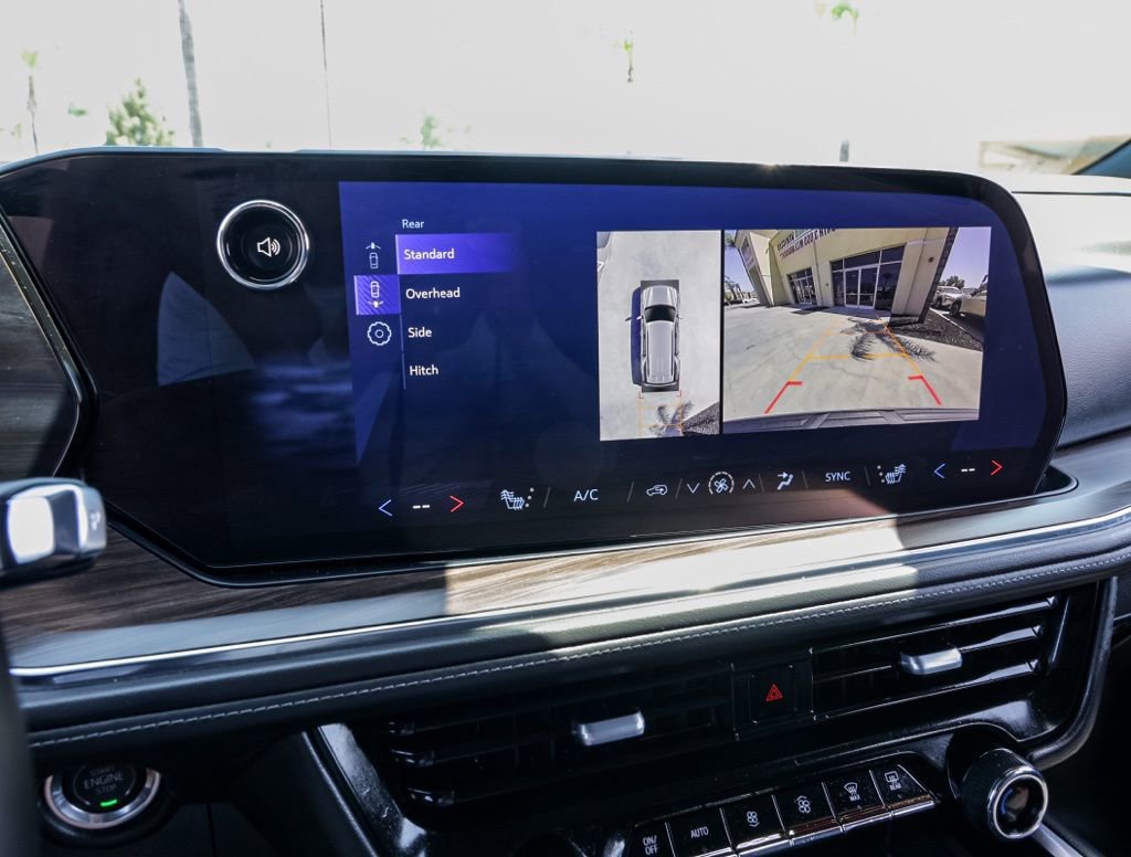 Used 2025 Chevrolet Tahoe LT AWD/4WD image 28