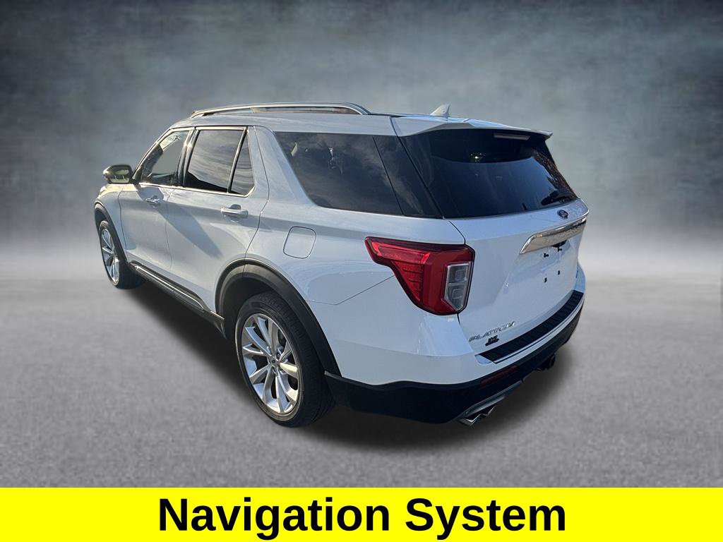 Certified 2022 Ford Explorer Platinum w/ Equipment Group 601A AWD/4WD image 3