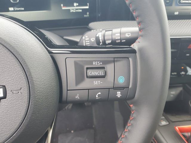 New 2026 Nissan Kicks SR w/ Illumination Package FWD image 17