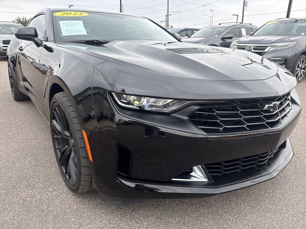 Used 2023 Chevrolet Camaro LT w/ RS Package image 7