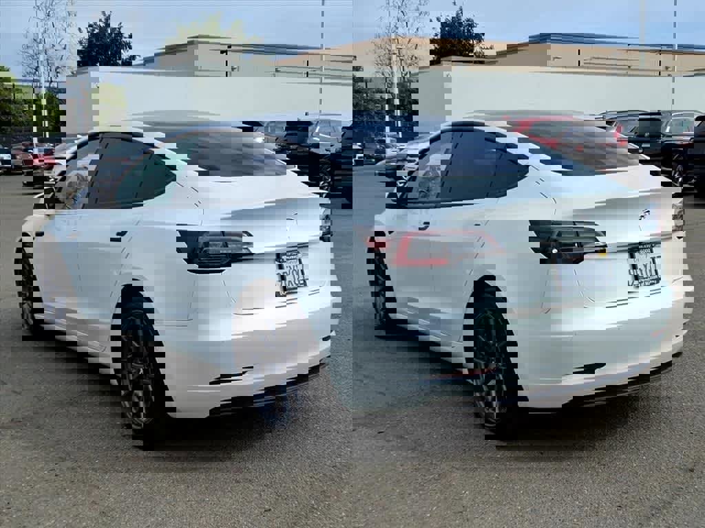 Used 2021 Tesla Model 3 Standard Range Plus image 7