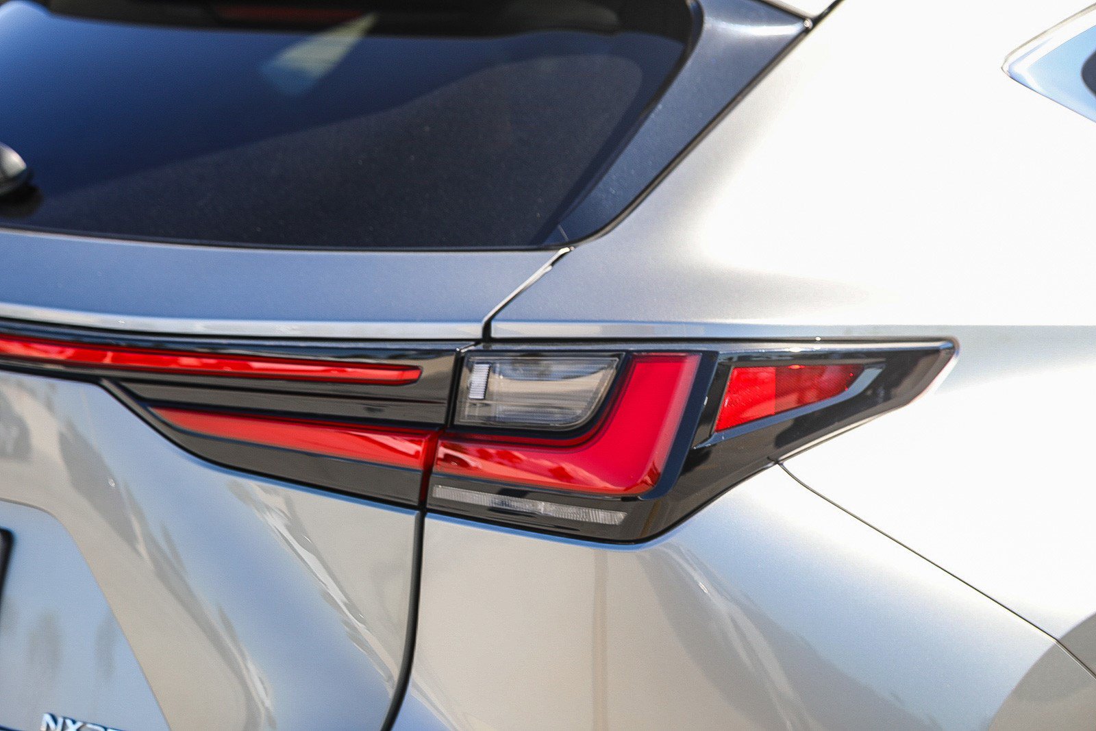 Certified 2026 Lexus NX 350h AWD w/ Accessory Package (2T) image 9