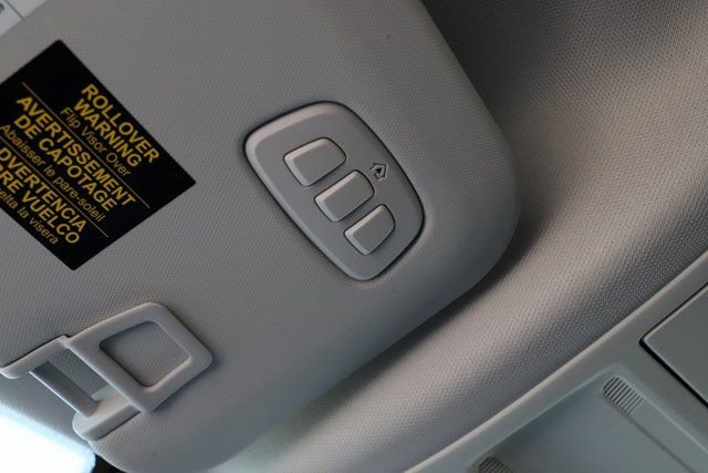 Used 2025 Ford Escape SE w/ PHEV Premium Package FWD image 41