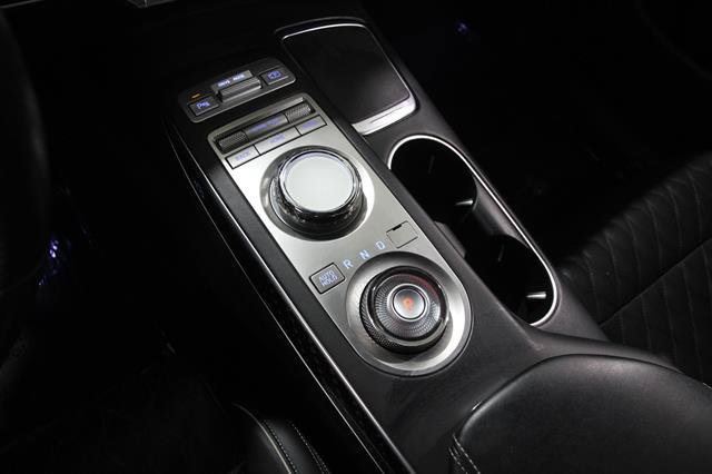 Certified 2024 Genesis GV70 3.5T Sport w/ Sport Prestige Package AWD/4WD image 15