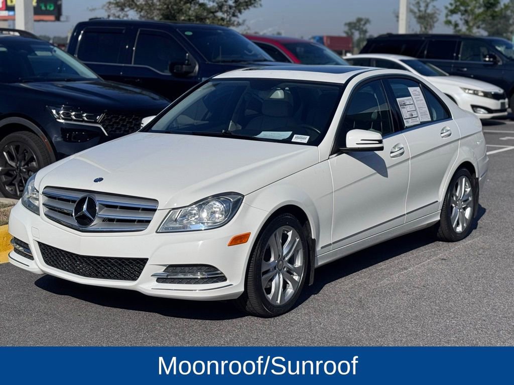 Used 2013 Mercedes-Benz C 250 Sedan image 3