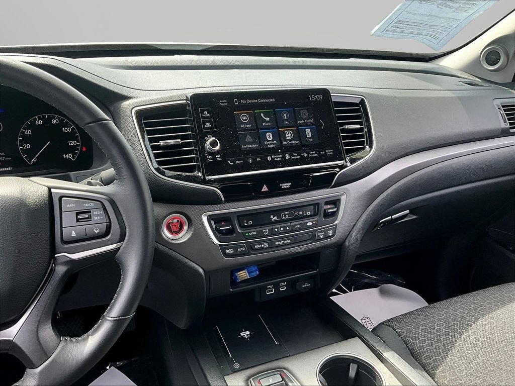 Certified 2025 Honda Ridgeline Sport+ image 10