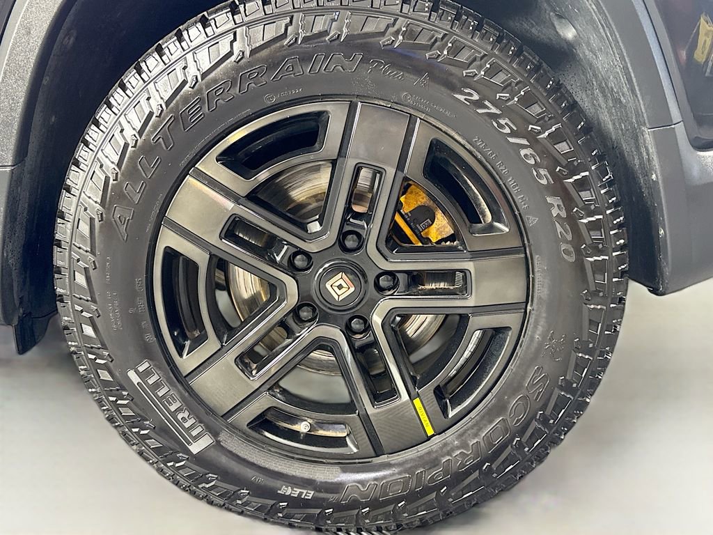 Used 2022 Rivian R1T Adventure image 36