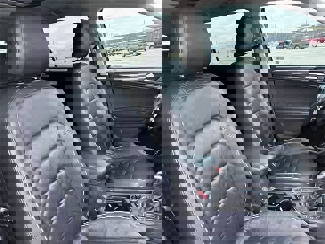 Used 2019 Volkswagen Tiguan SEL Premium image 24