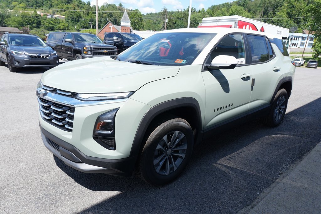 New 2026 Chevrolet Equinox LT image 3