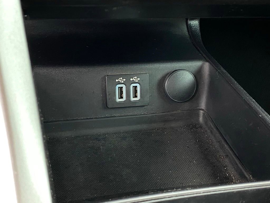 Used 2020 Ford Fusion S FWD image 22