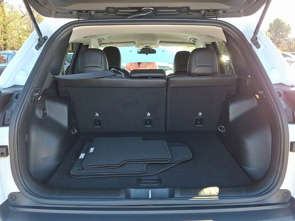 Used 2019 Jeep Cherokee Latitude Plus image 31