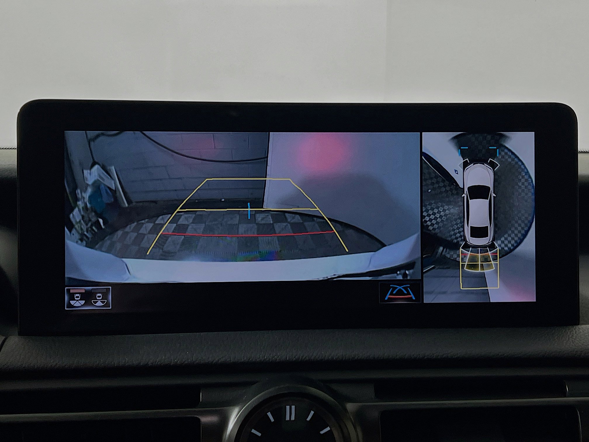 Used 2023 Lexus IS 350 F Sport w/ Navigation Package image 28