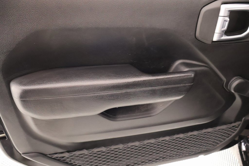 Used 2023 Jeep Wrangler Sport image 13