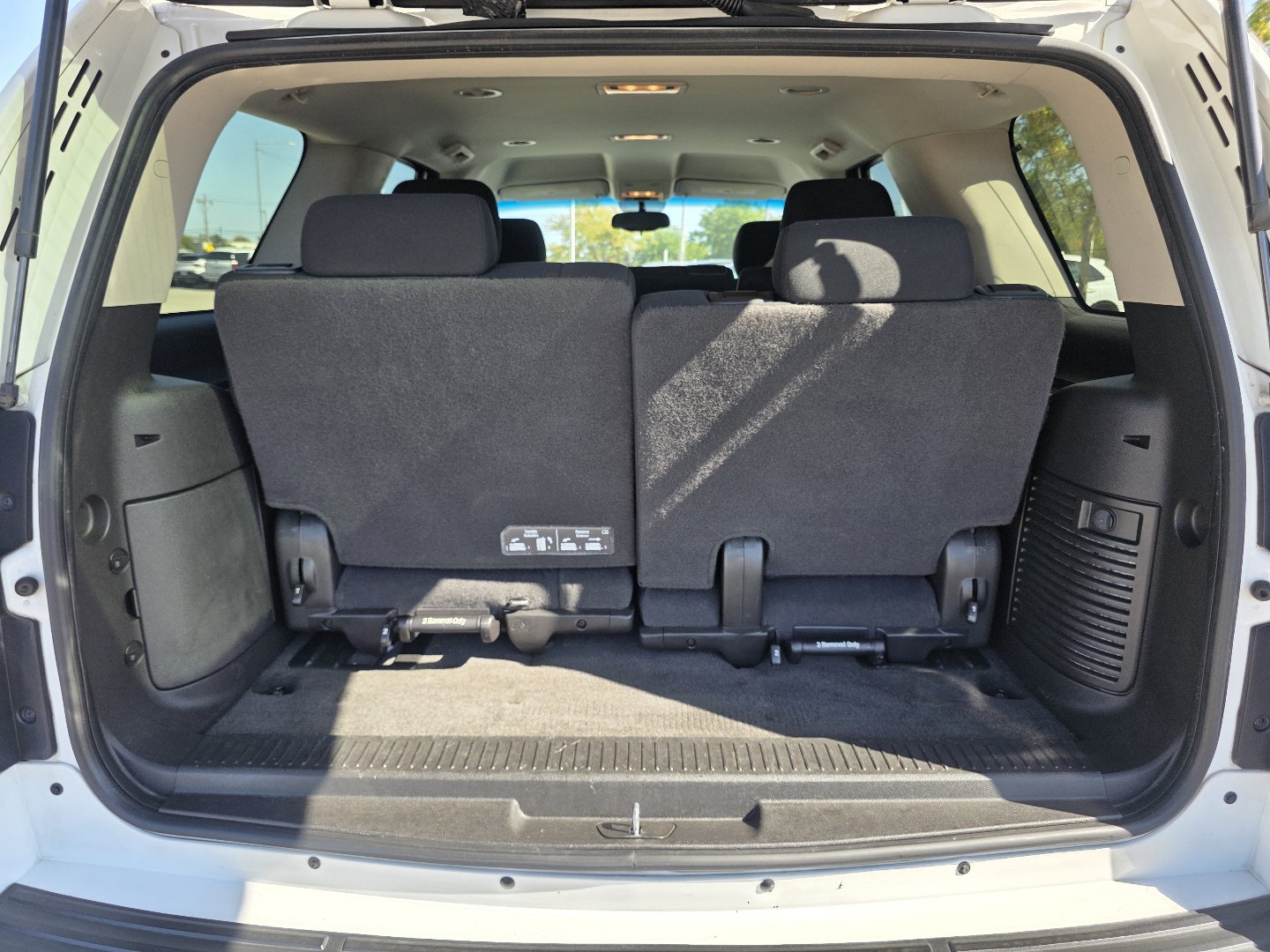 Used 2013 Chevrolet Tahoe LS RWD image 16