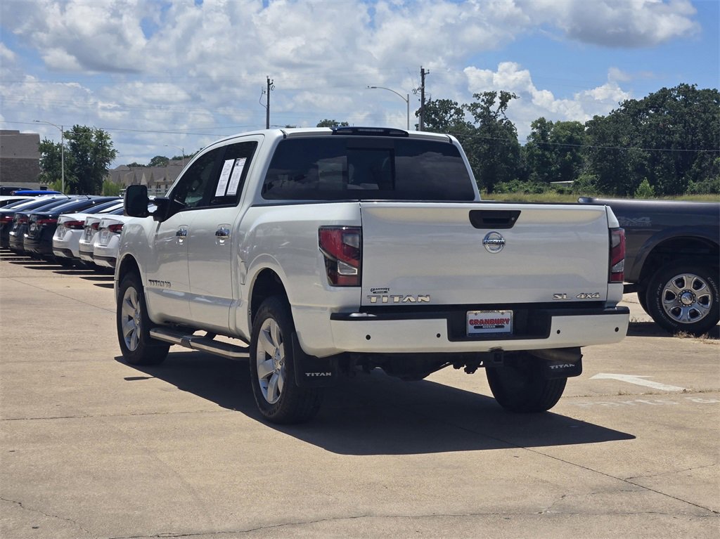 Used 2020 Nissan Titan SL w/ Moonroof Package image 5