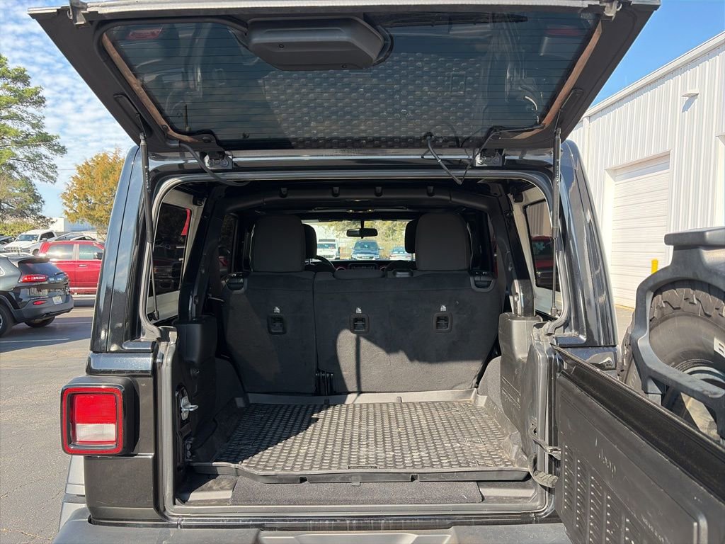 Used 2019 Jeep Wrangler Unlimited Rubicon image 10