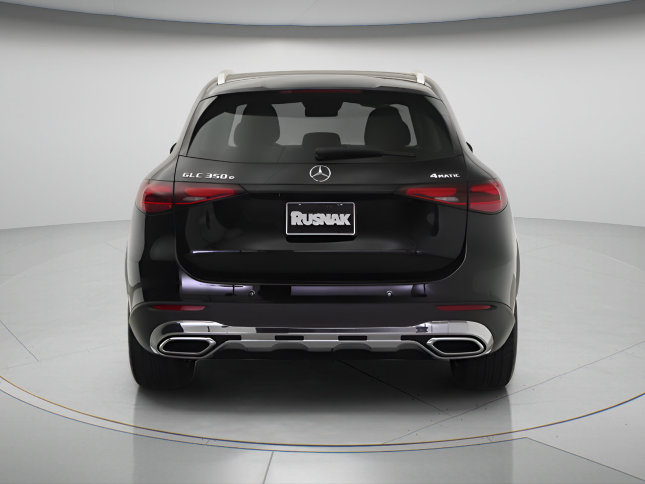 Used 2025 Mercedes-Benz GLC 350e 4MATIC image 5
