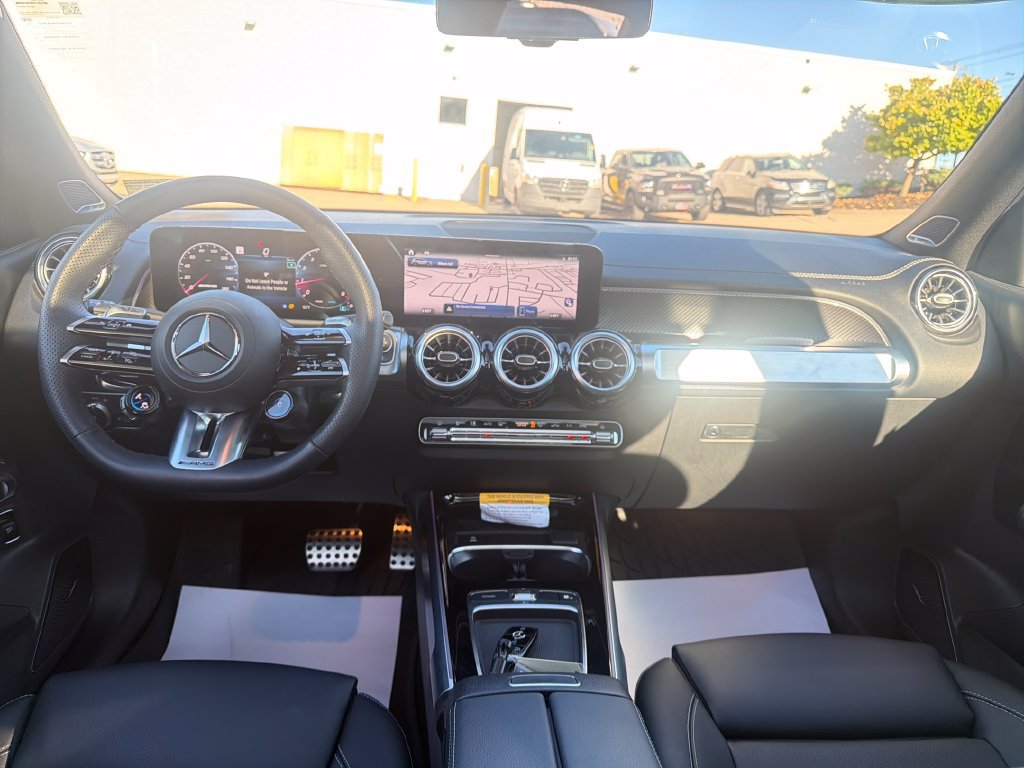 Used 2026 Mercedes-Benz GLB 35 AMG 4MATIC image 12
