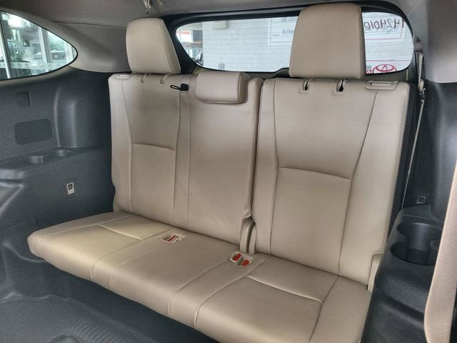 Used 2023 Toyota Highlander XLE image 24