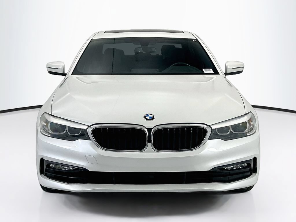 Used 2017 BMW 530i RWD image 2