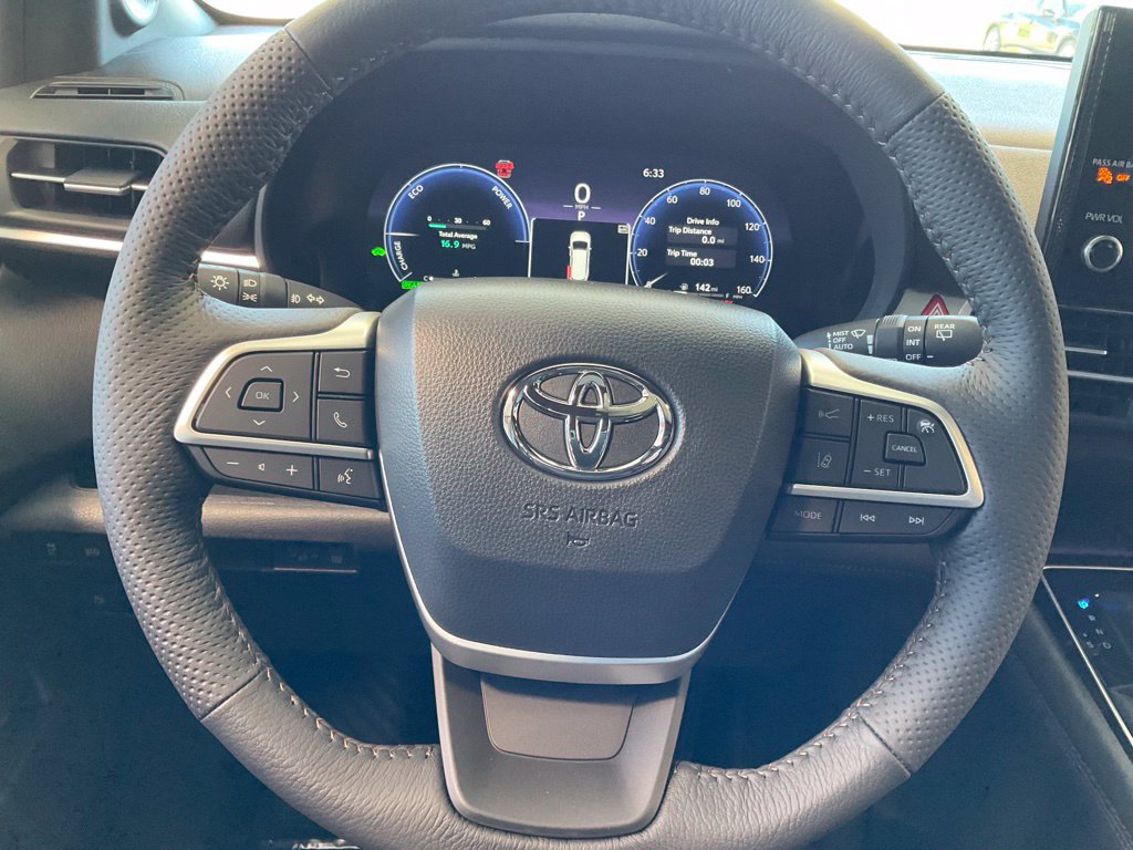 New 2026 Toyota Sienna Platinum AWD/4WD image 8
