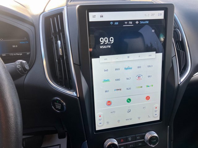 Used 2024 Ford Edge Titanium image 6