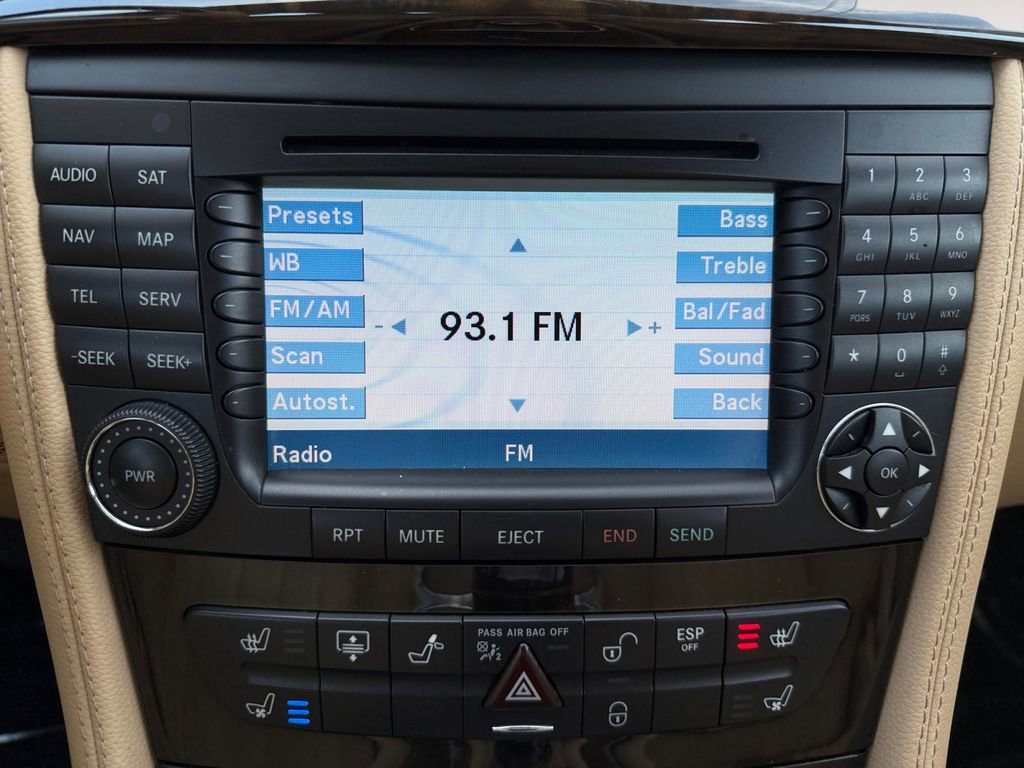 Used 2006 Mercedes-Benz CLS 500 image 13