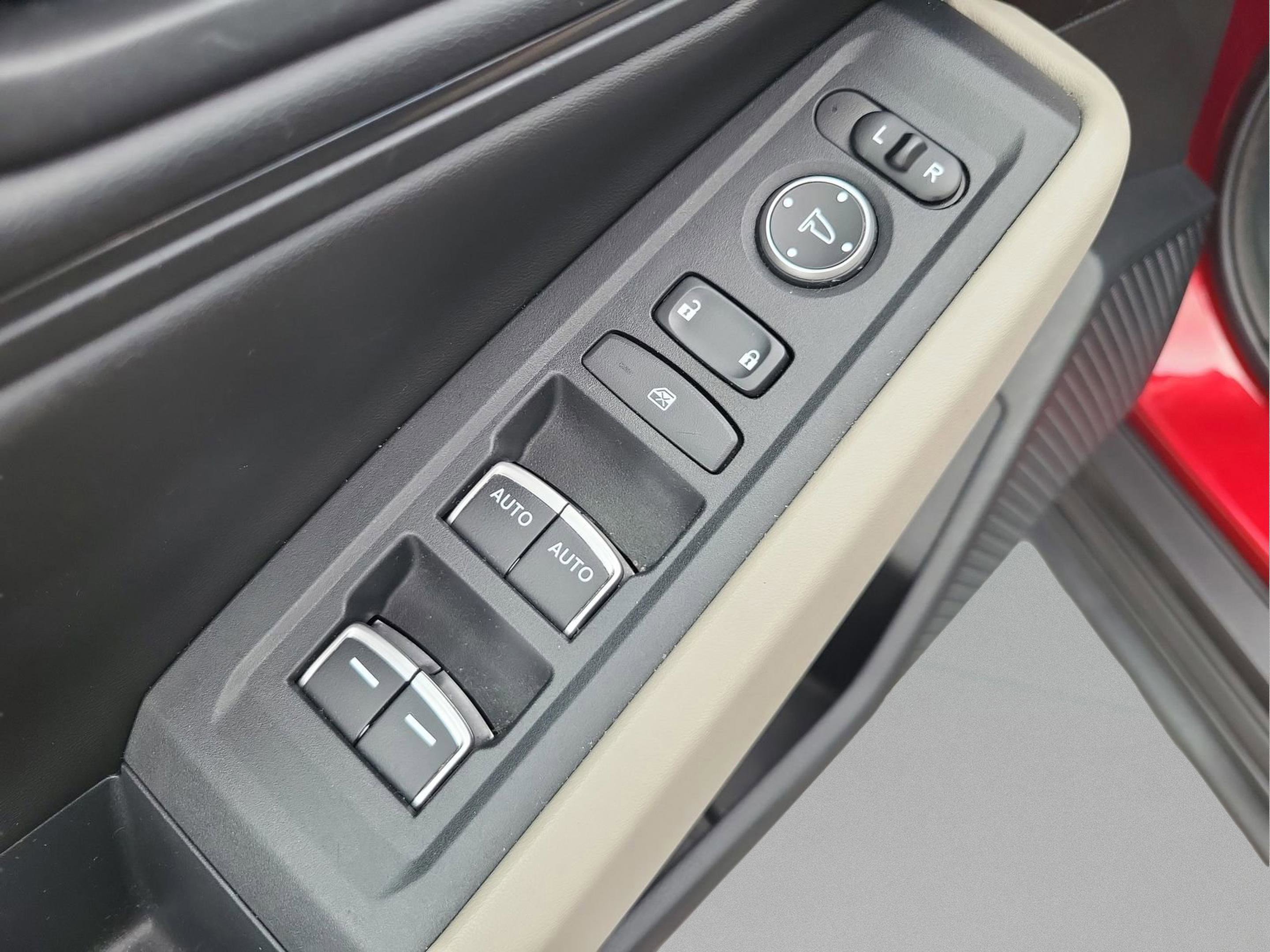 Certified 2023 Honda Accord EX image 15