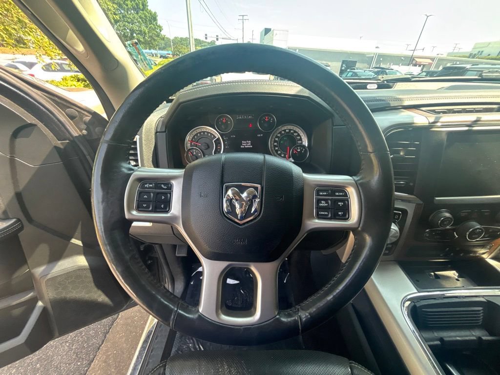 Used 2016 RAM 1500 Laramie w/ Convenience Group AWD/4WD image 12