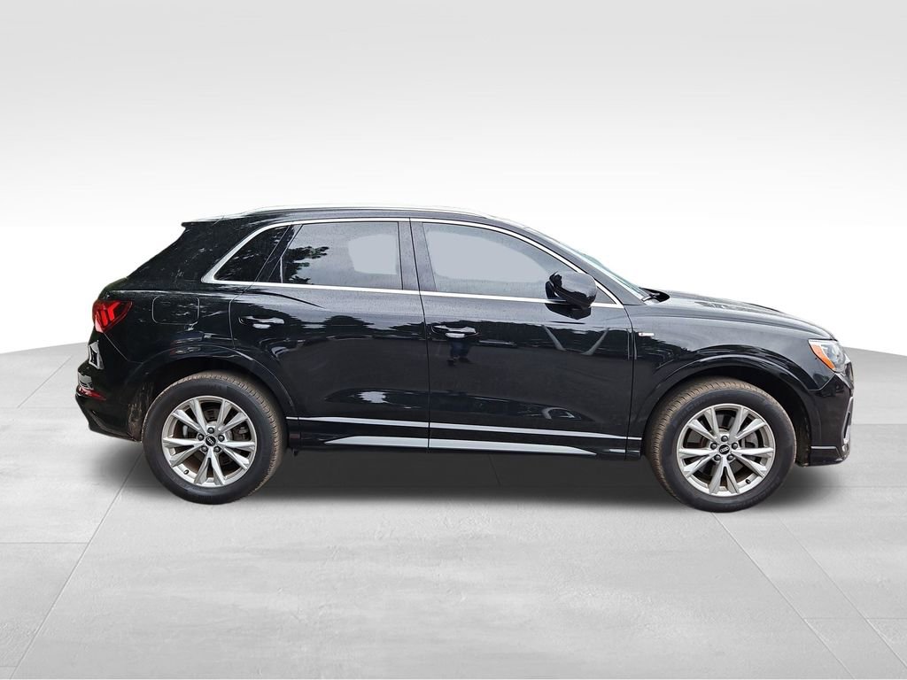 Used 2022 Audi Q3 2.0T Premium w/ Convenience Package AWD/4WD image 8