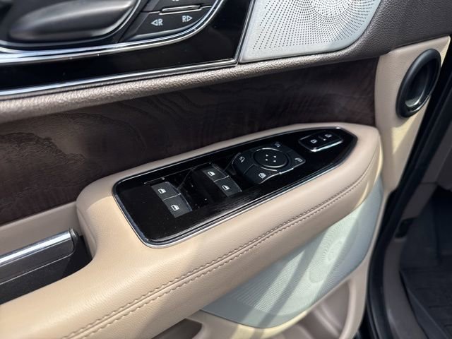 Used 2023 Lincoln Navigator Reserve image 23