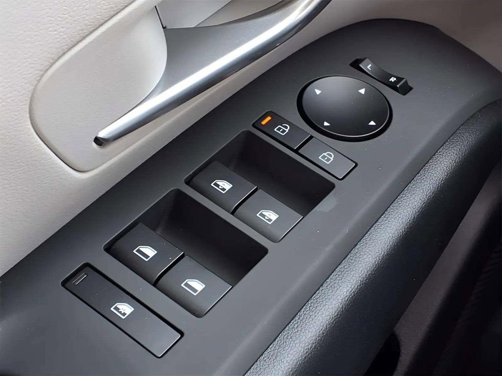 New 2026 Hyundai Tucson SEL image 12