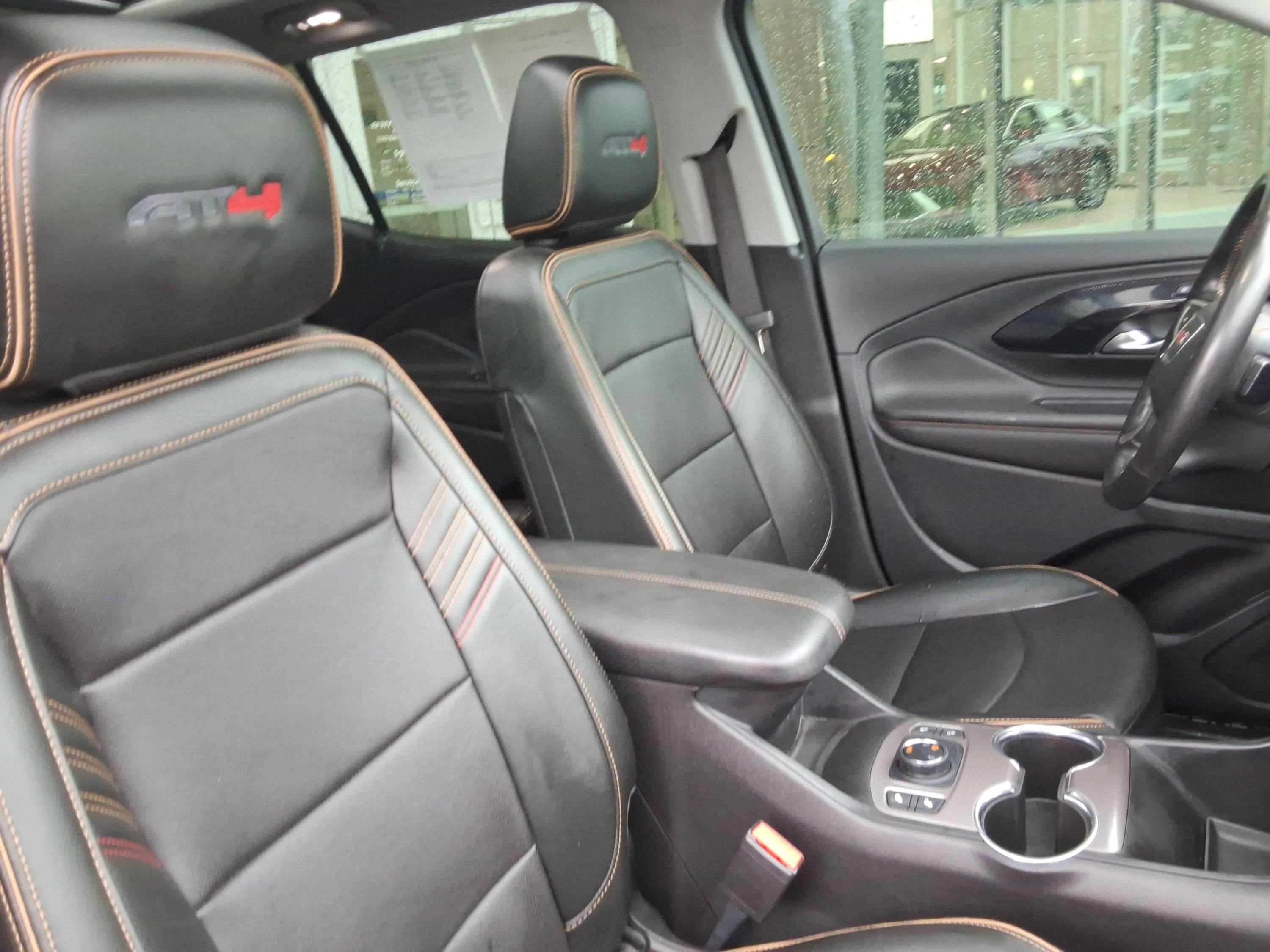 Used 2022 GMC Terrain AT4 w/ LPO, Floor Liner Package image 27