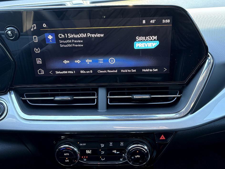 New 2026 Chevrolet Trax LT w/ LT Convenience Package image 17