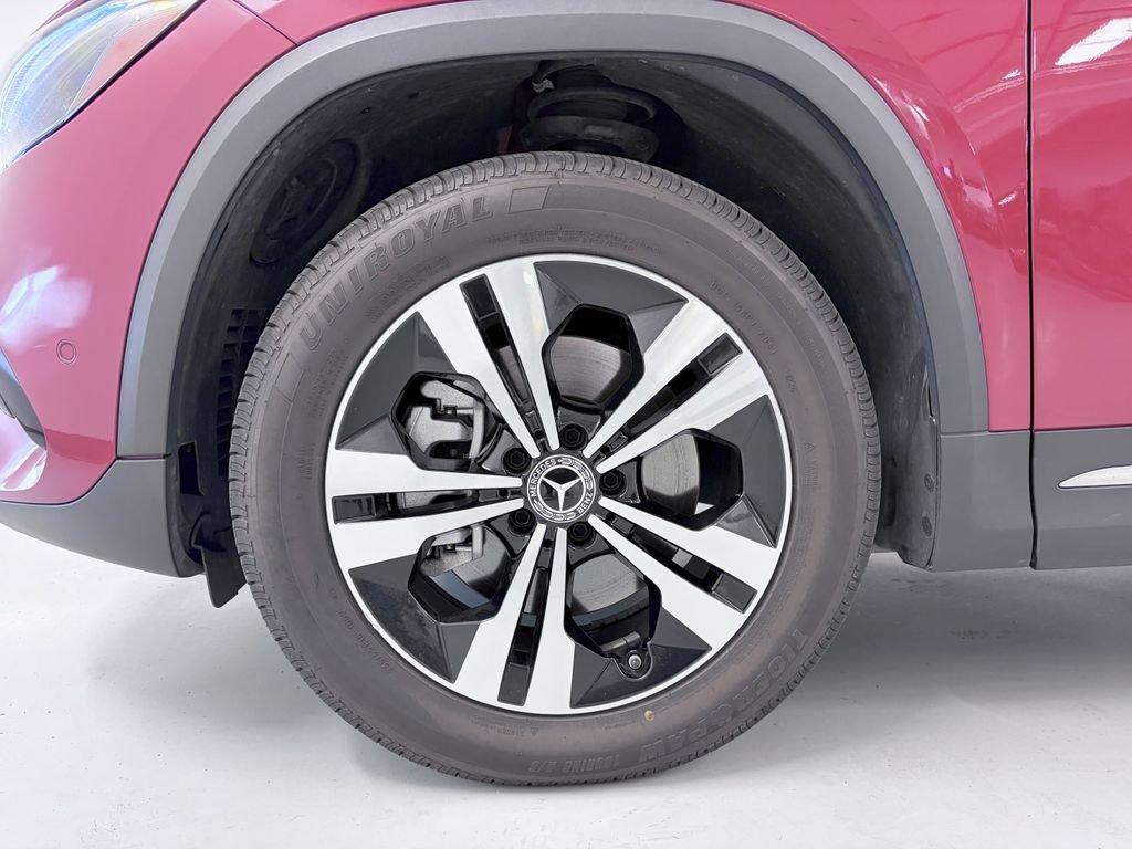 Certified 2024 Mercedes-Benz GLA 250 4MATIC image 11