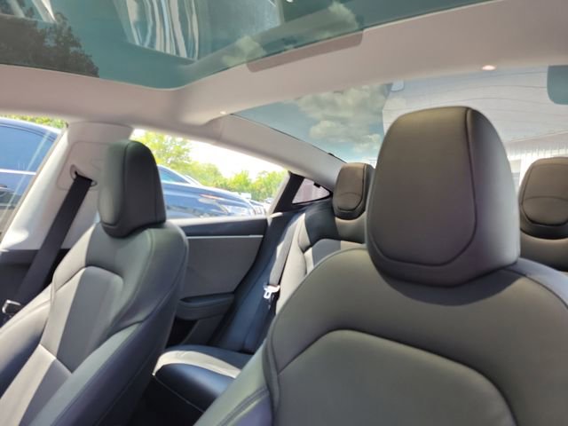 Used 2025 Tesla Model 3 Long Range RWD image 11
