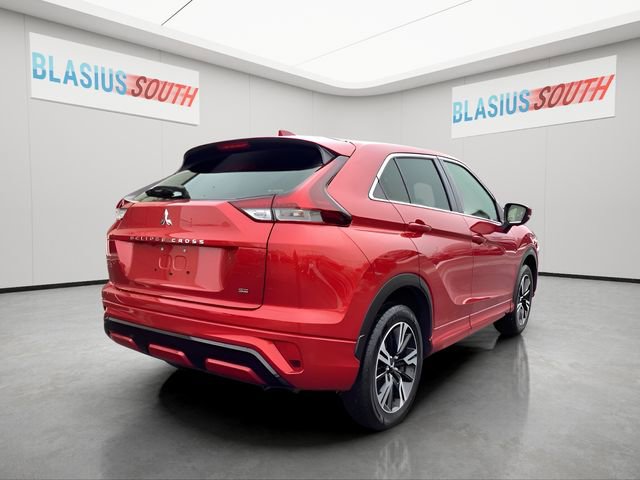 Used 2024 Mitsubishi Eclipse Cross SEL image 3