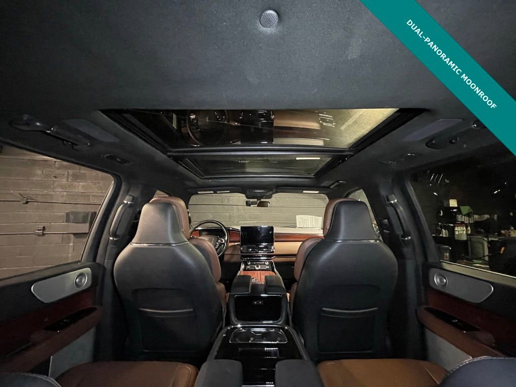 Used 2022 Lincoln Navigator Reserve image 4