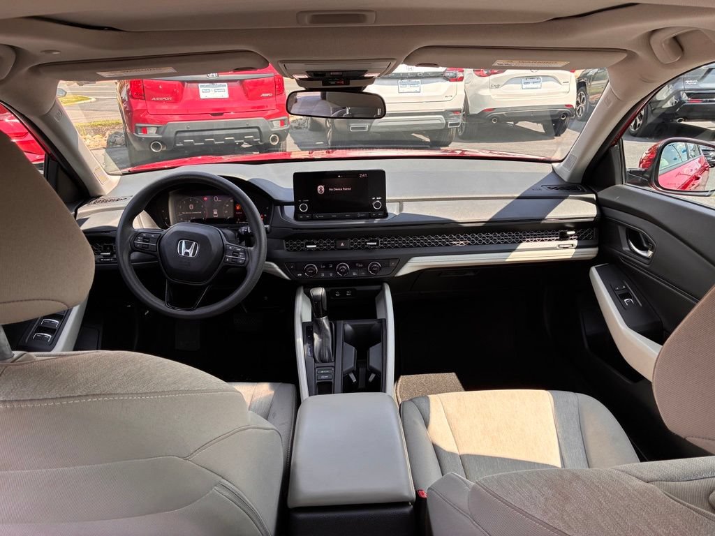 Used 2023 Honda Accord EX image 14