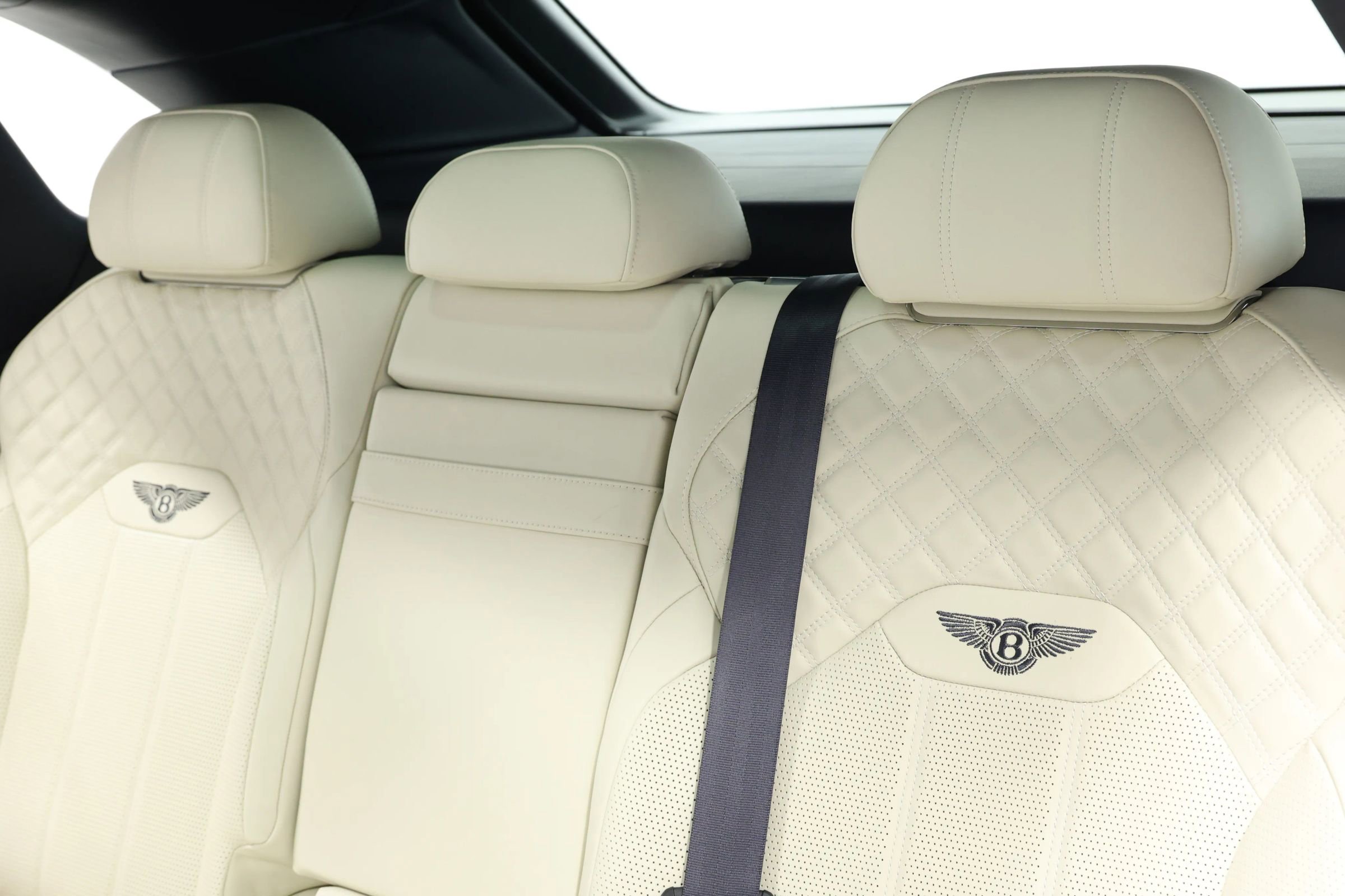 Used 2022 Bentley Bentayga image 71