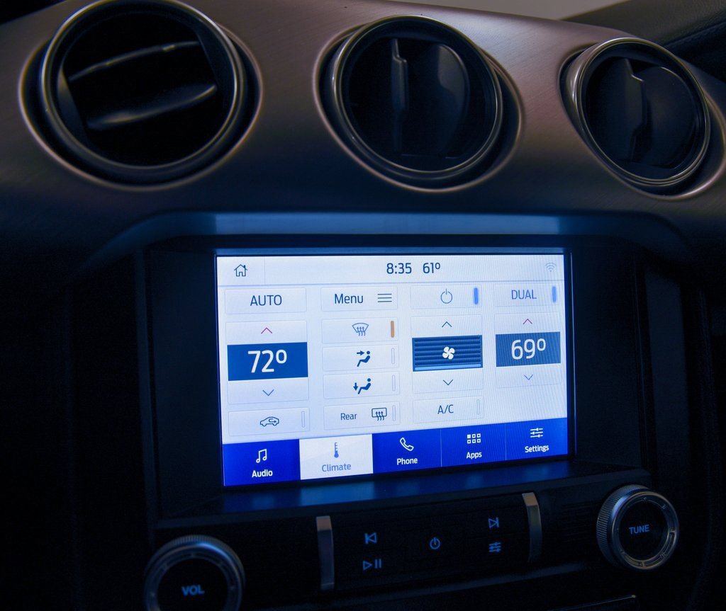 Used 2022 Ford Mustang Premium image 20