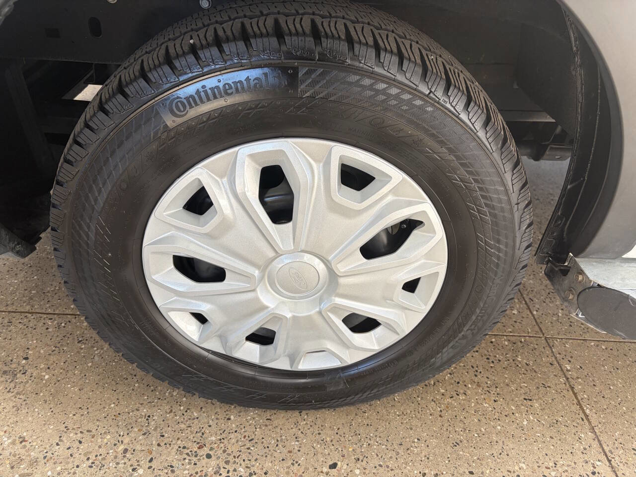 Used 2024 Ford Transit 250 Low Roof w/ Exterior Upgrade Package image 30