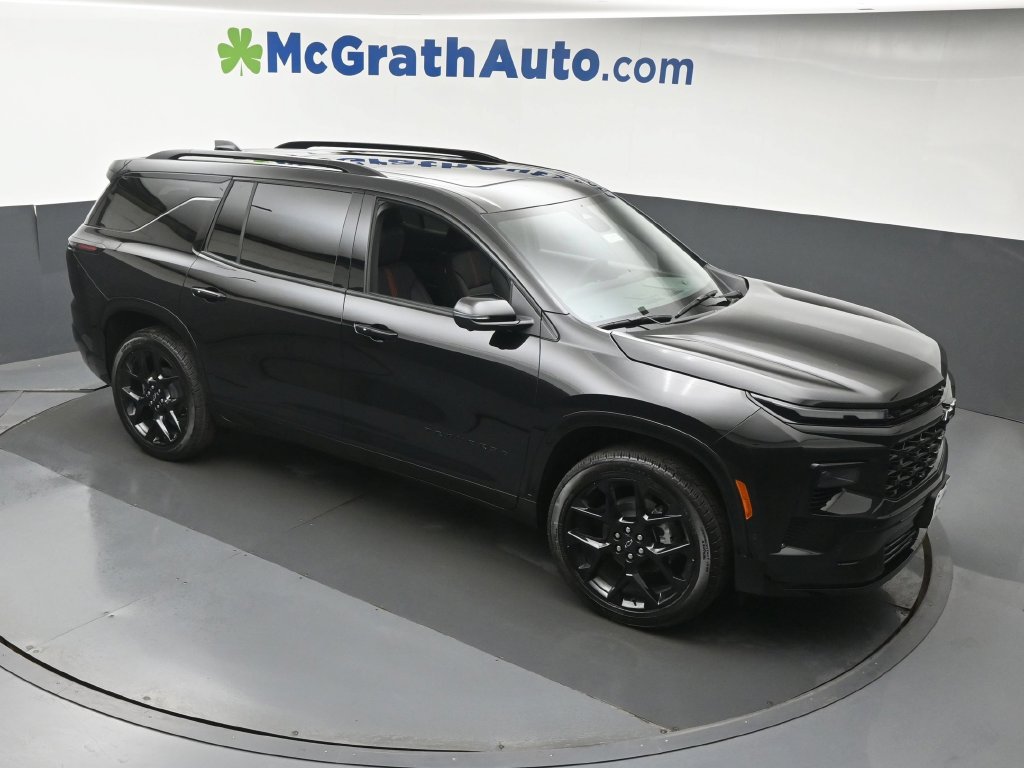 Used 2026 Chevrolet Traverse RS AWD/4WD image 3