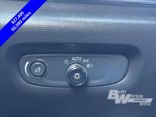 Used 2023 Chevrolet Traverse LT FWD image 33