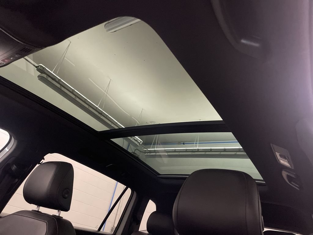 Used 2019 Volkswagen Tiguan SEL Premium R-Line AWD/4WD image 13