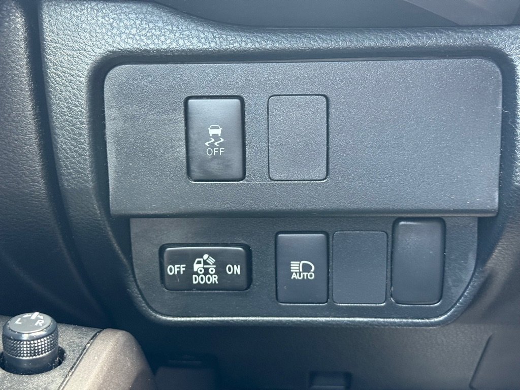 Used 2021 Toyota Tacoma SR5 image 22