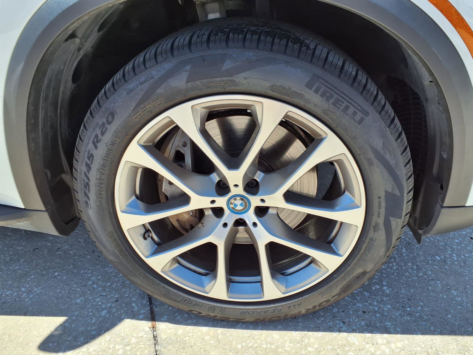 Used 2025 BMW X5 xDrive50e AWD/4WD image 9